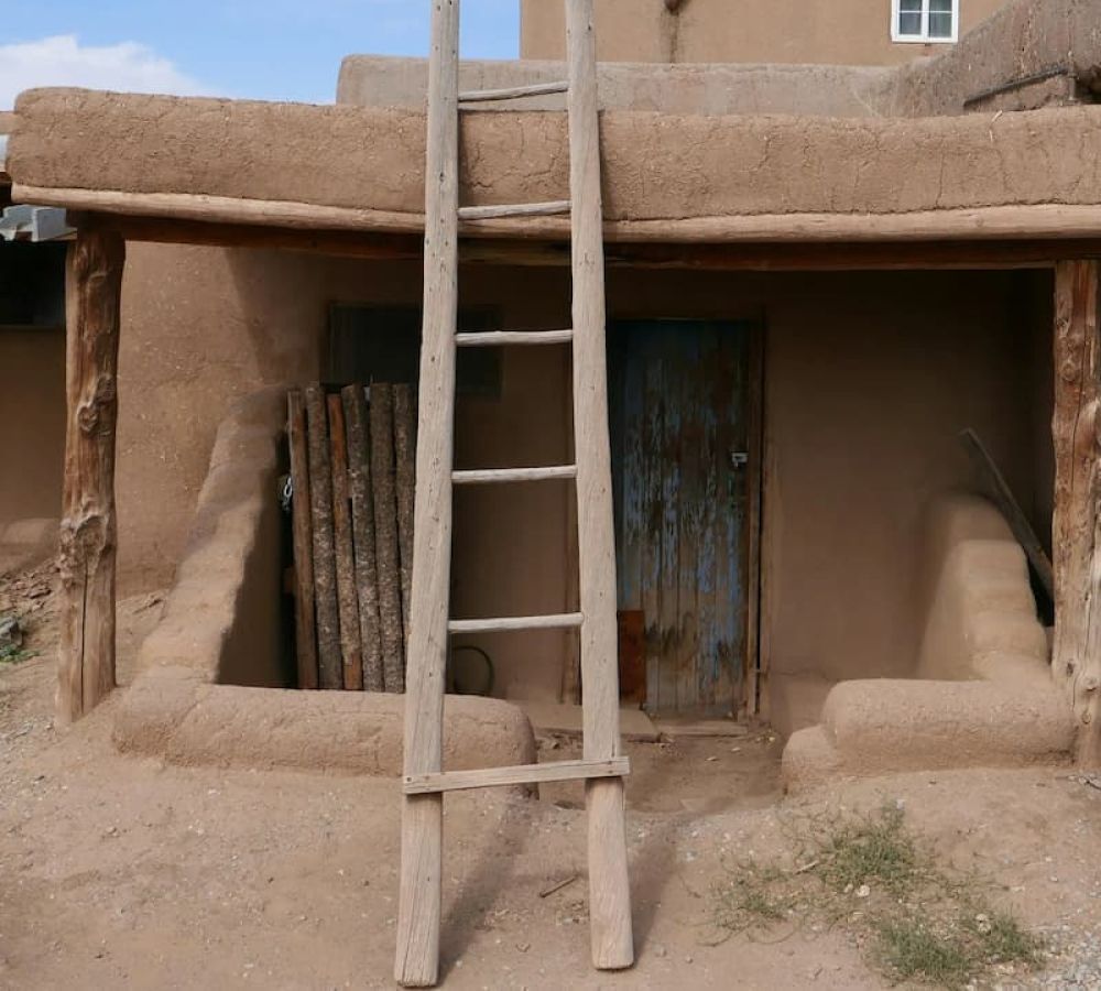 Taos via the High Road – Art & Adobe