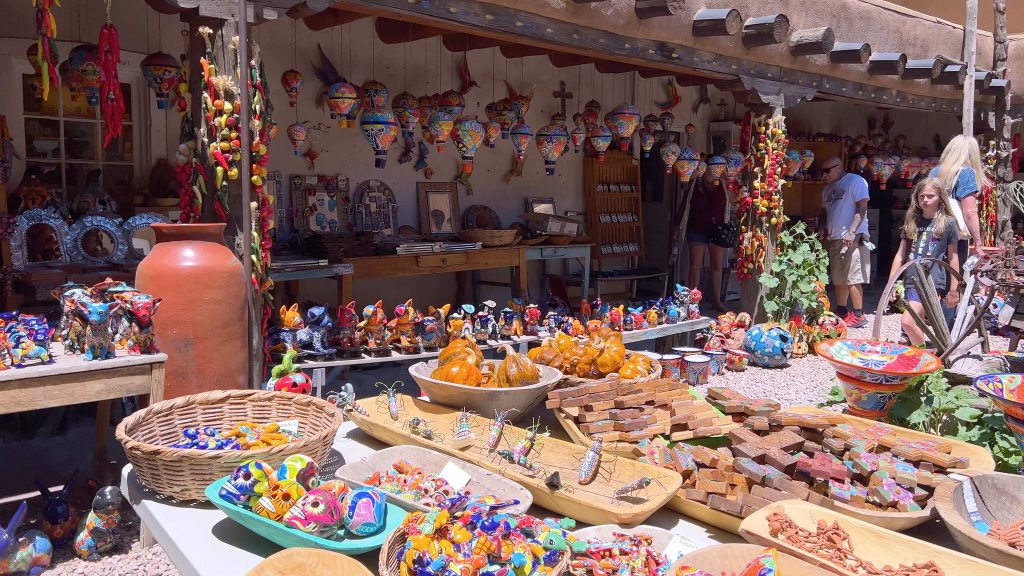 Image of a market in Santa fe in Summer months. 